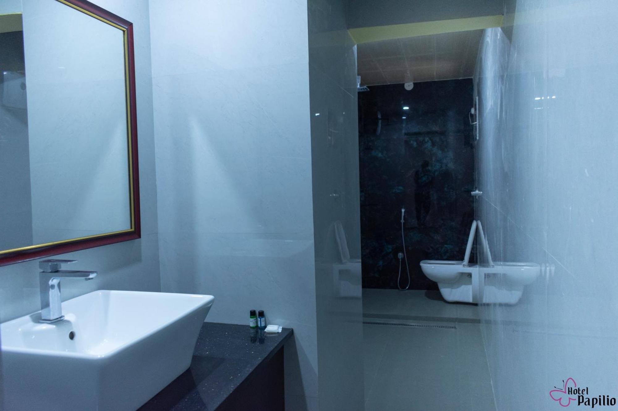 Māldah Hotel Papilio מראה חיצוני תמונה