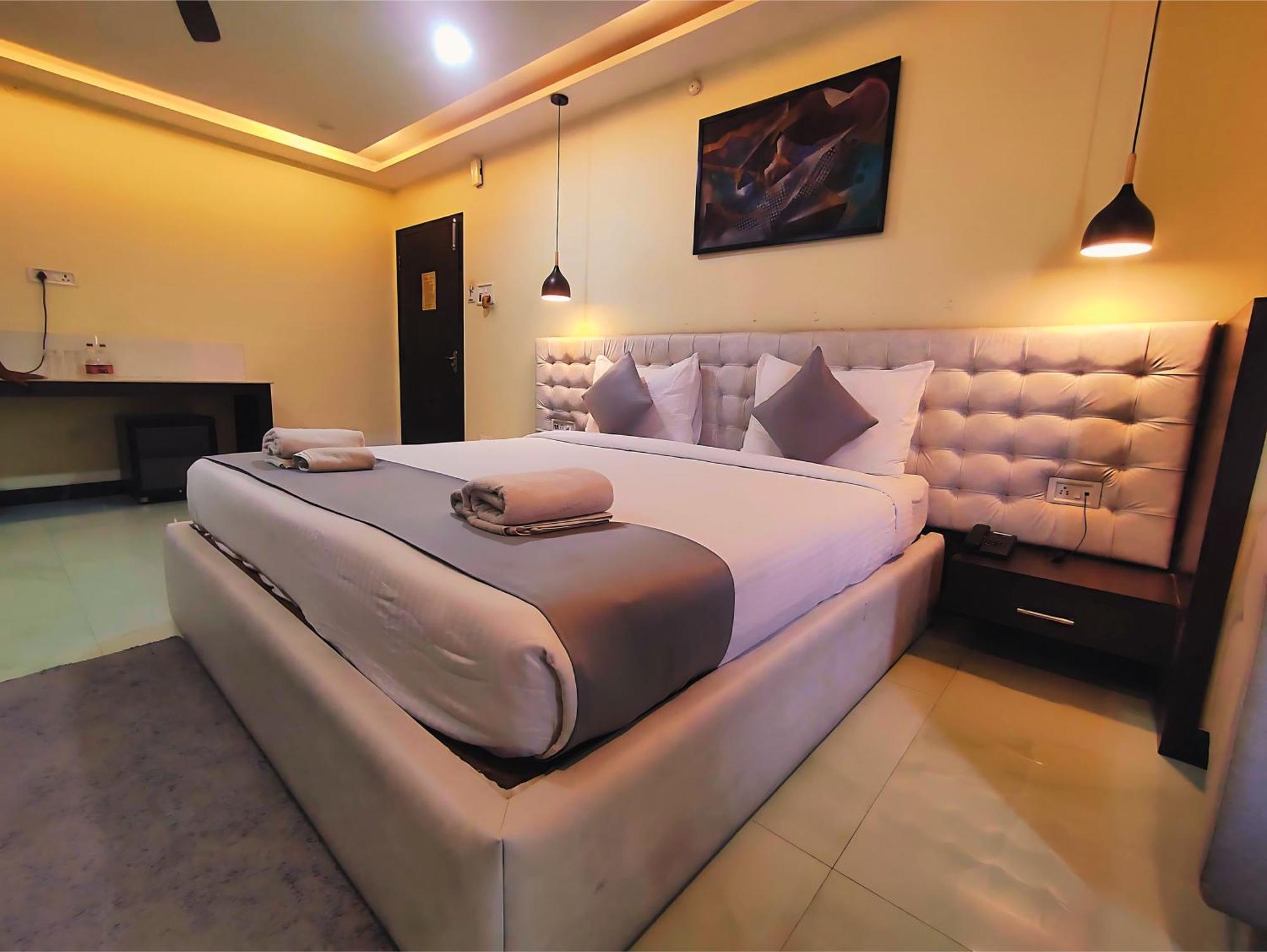 Māldah Hotel Papilio מראה חיצוני תמונה