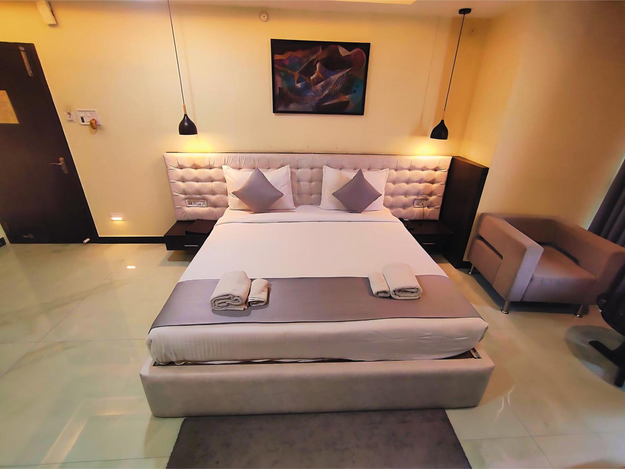Māldah Hotel Papilio מראה חיצוני תמונה